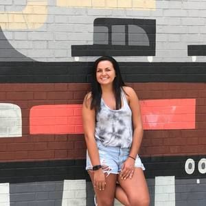 Meet your Posher, Marisa